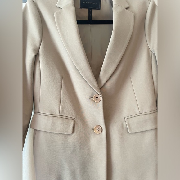 BCBG MaxAzria Tan Blazer - Picture 3 of 5